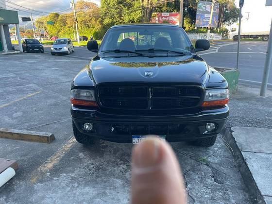 DODGE DAKOTA 5.2 R/T 4X2 CE V8 16V GASOLINA 2P AUTOMÁTICO